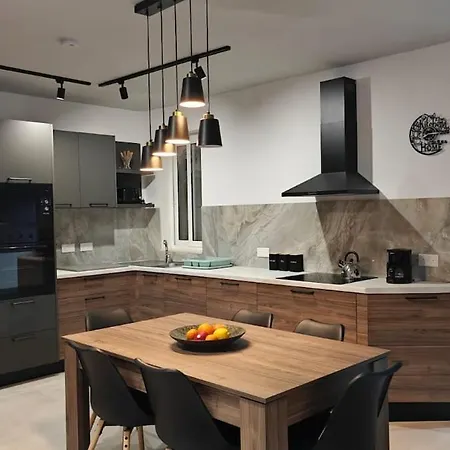 Modern 2 Twin Bedroom Penthouse شقة خليج سانت بول