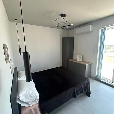 Modern 2 Twin Bedroom Penthouse 公寓