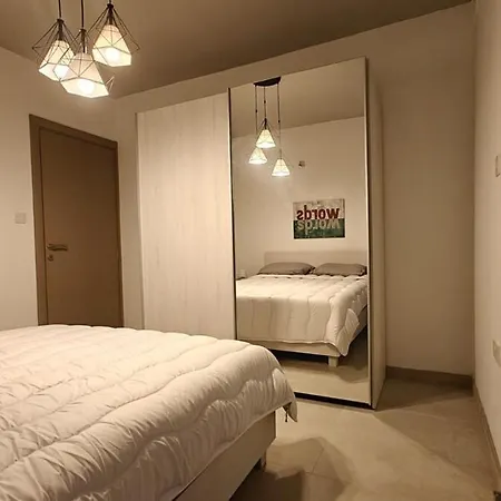 Modern 2 Twin Bedroom Penthouse * 圣保罗湾城